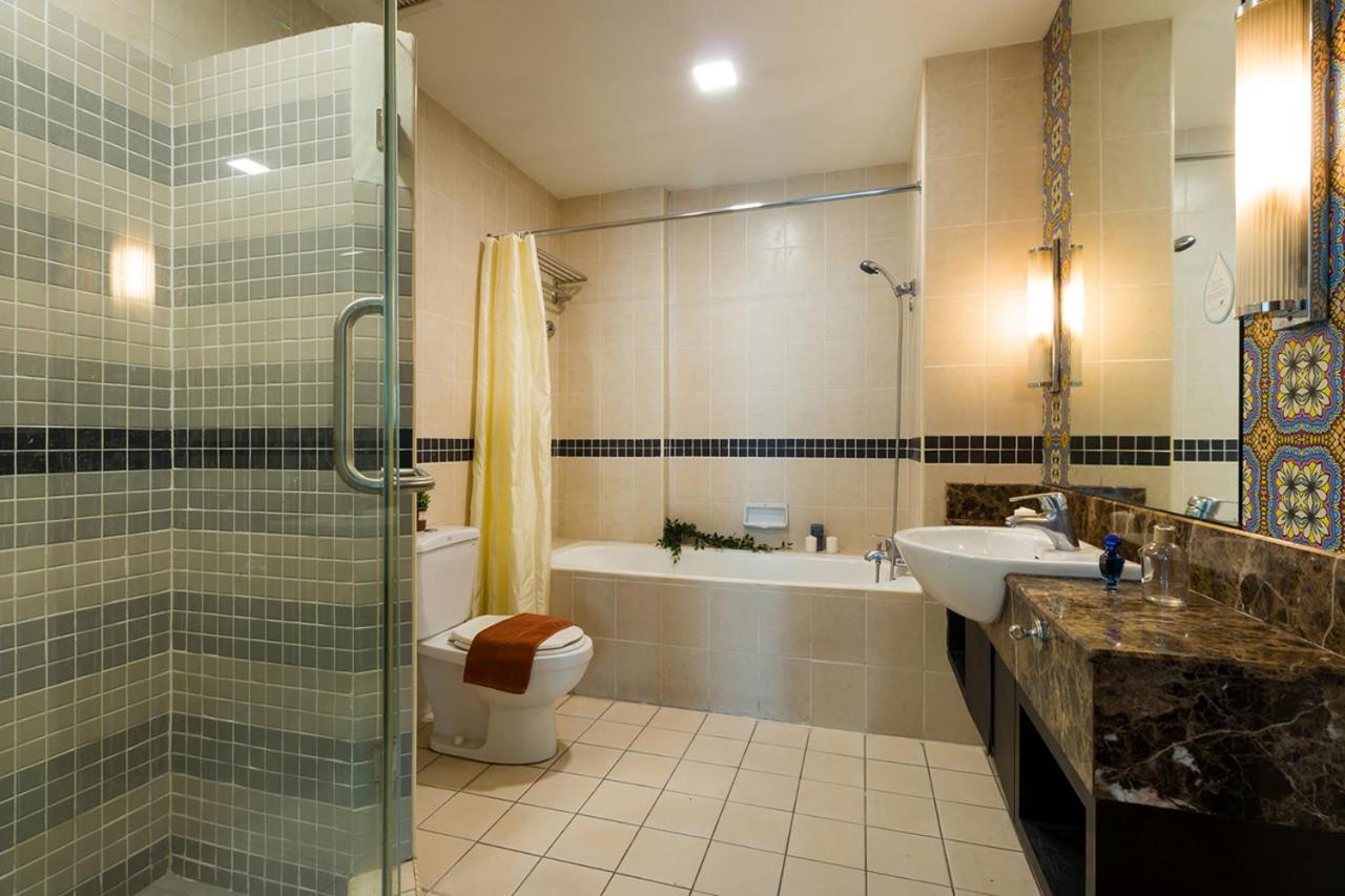 Hotel Hauzz Seri Bukit Ceylon 4*