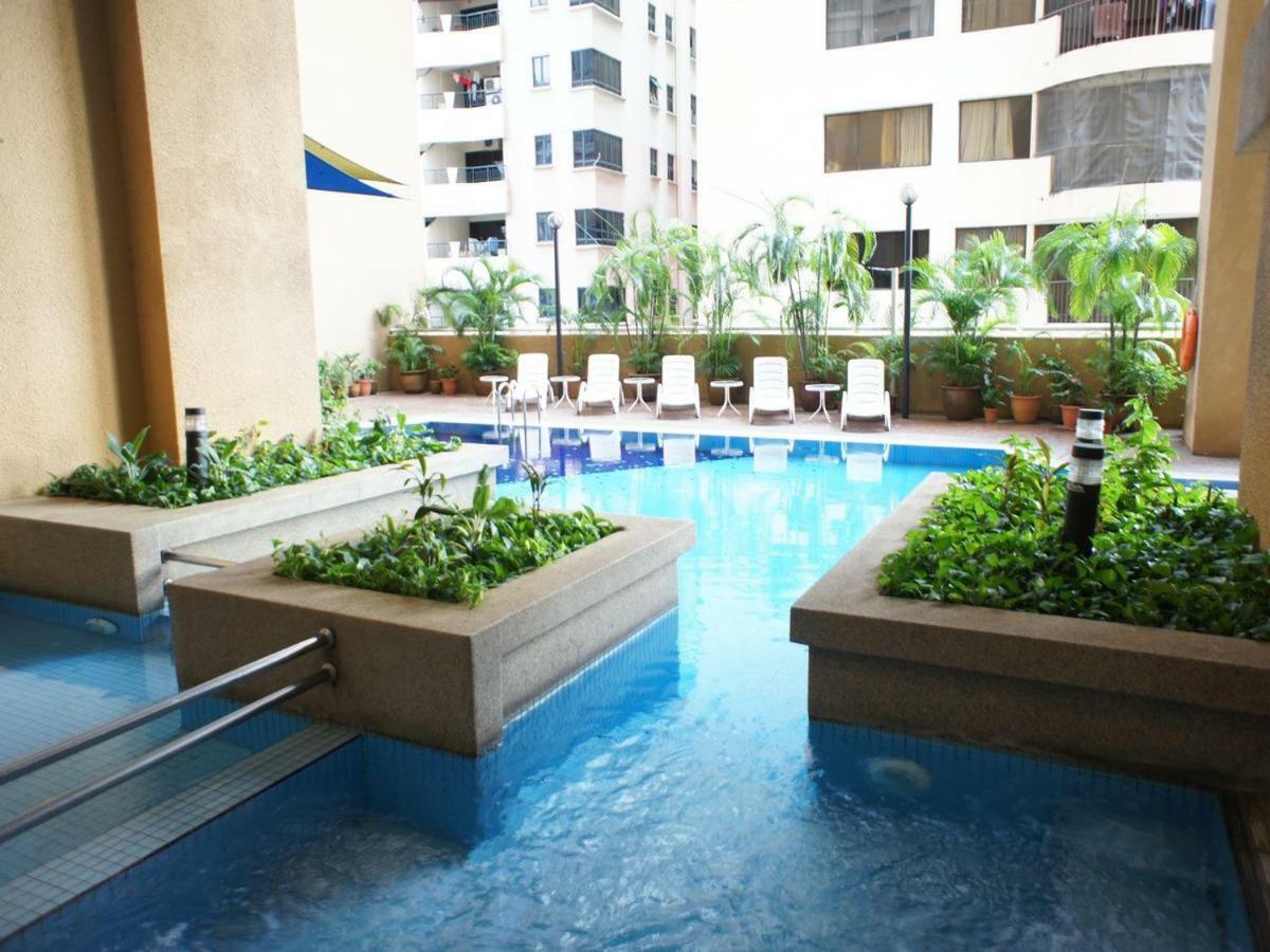 Hauzz Seri Bukit Ceylon Hotel 4*